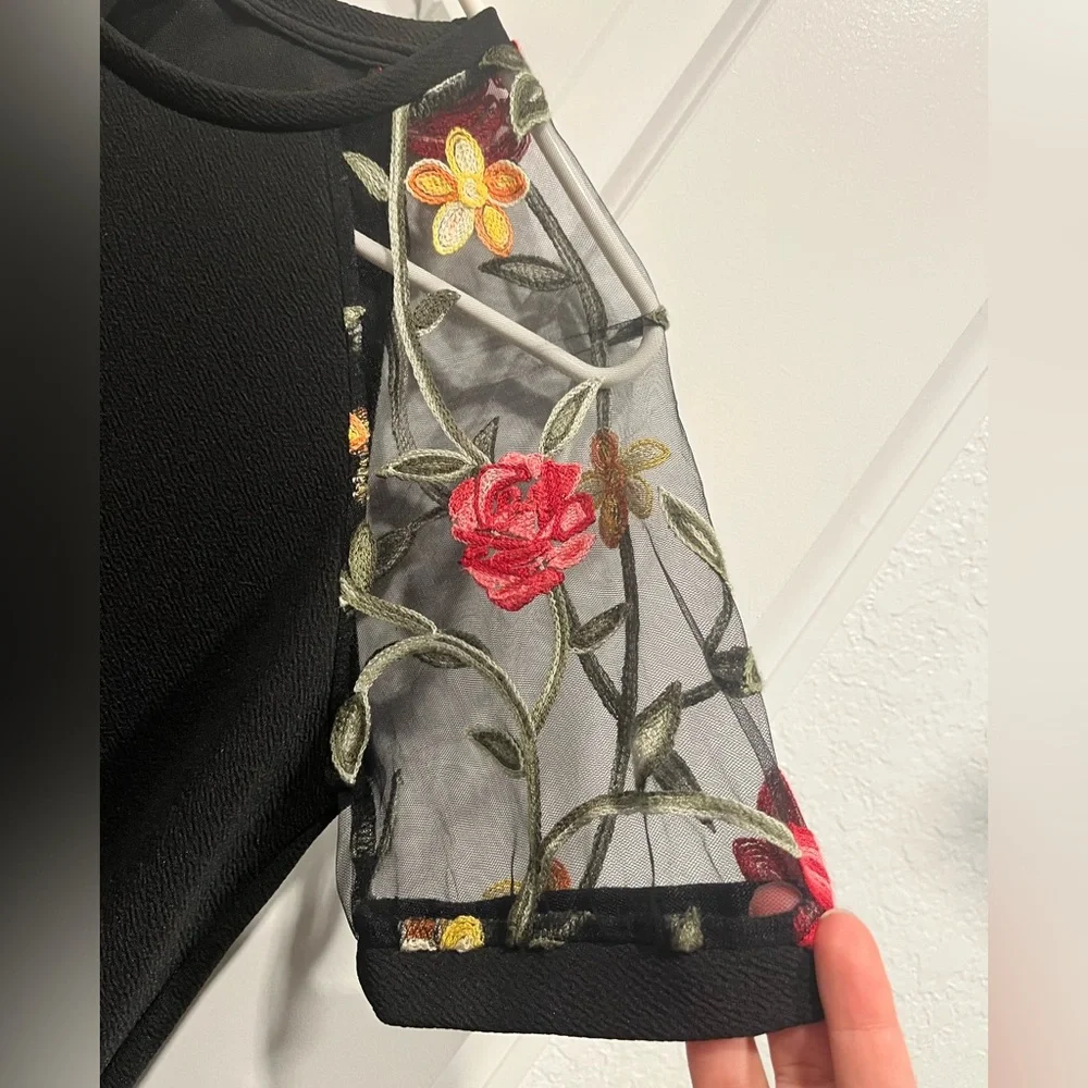 Floral Embroidery Contrast Mesh Raglan Sleeve Dress Size M - Picture 4 of 8